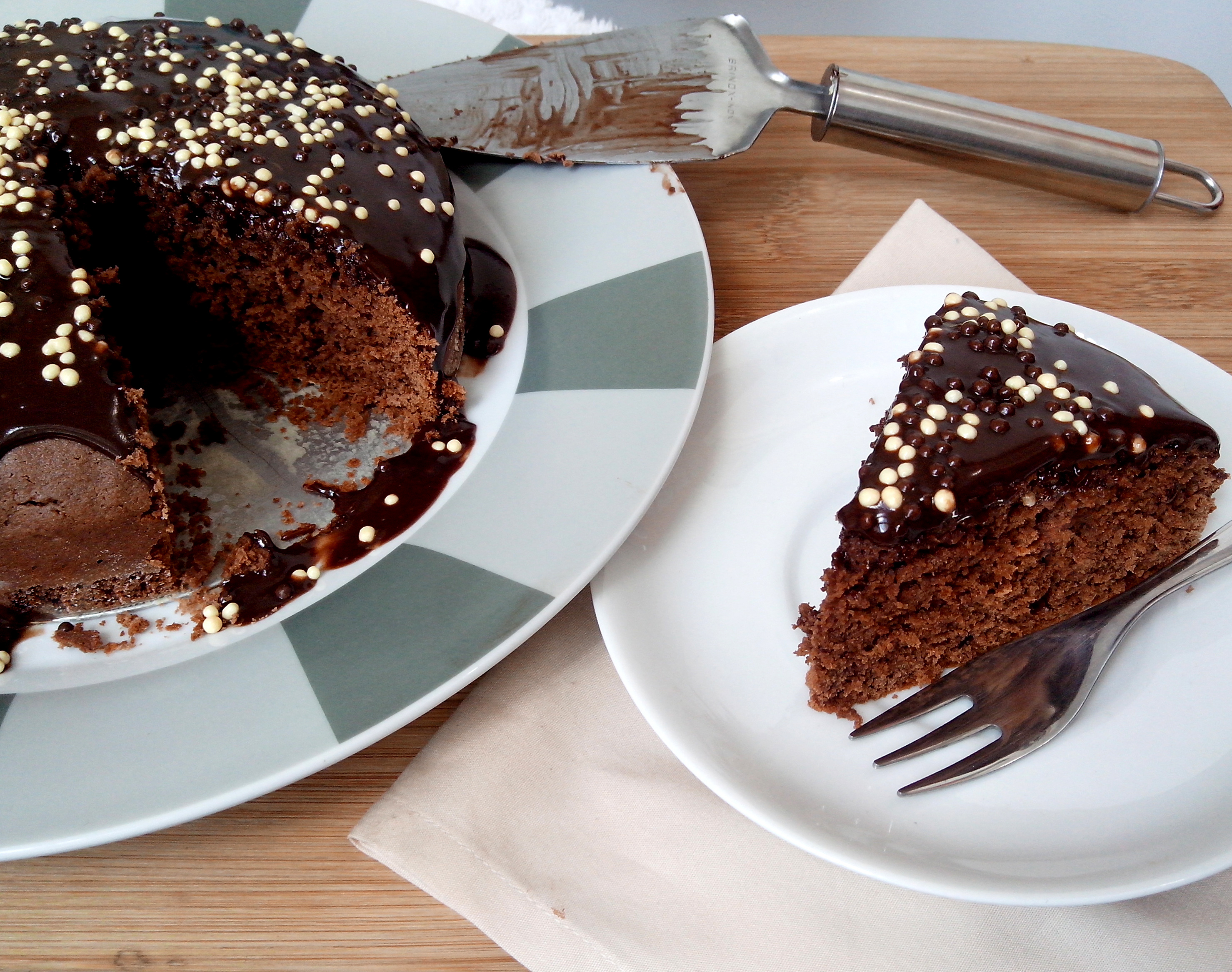 Bolo super fácil de Nutella (o melhor e mais fácil bolo de chocolate) –  COZINHANDO PARA 2 OU 1